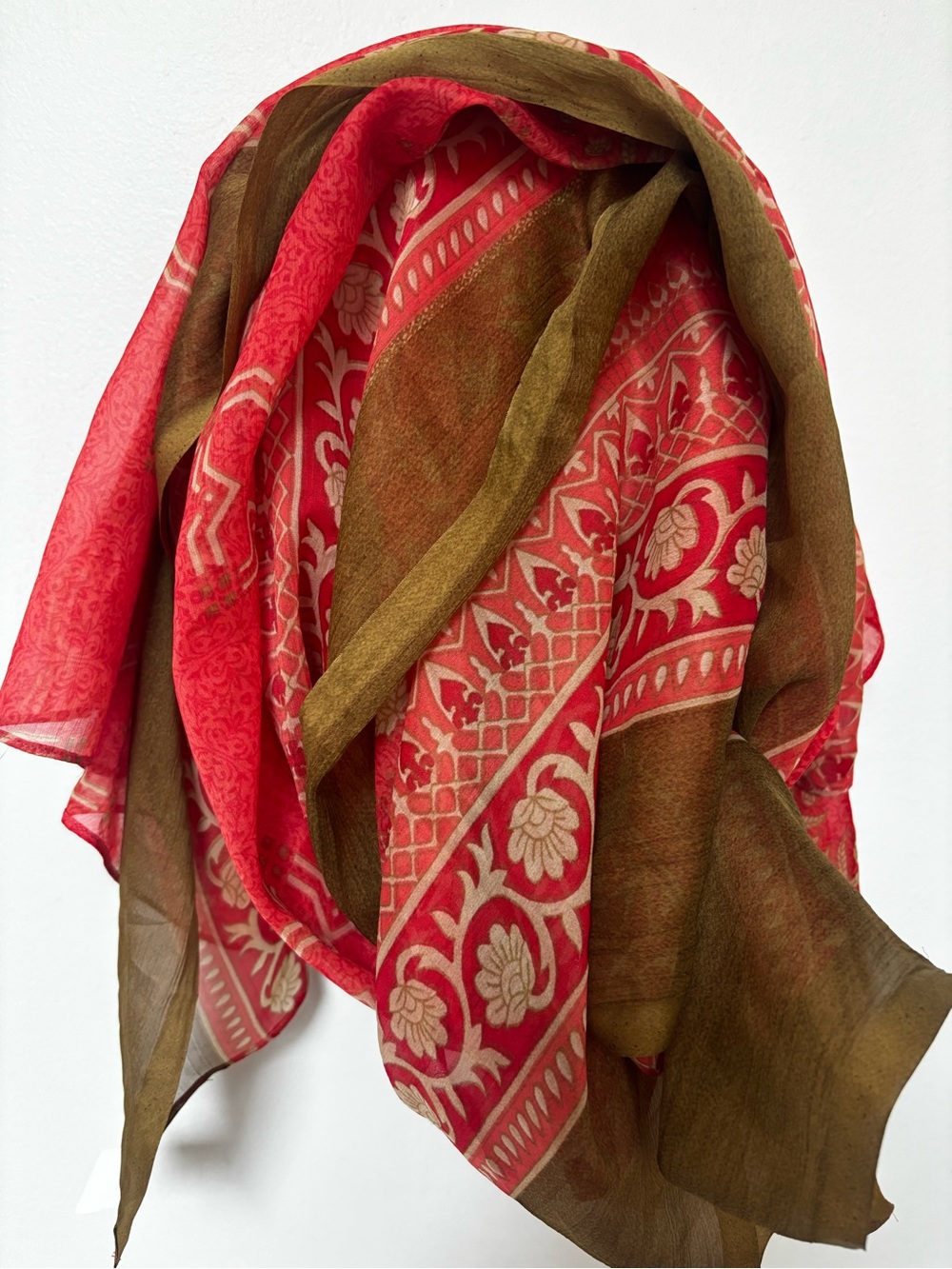 Large Banarasi silkwraps featuring traditional paisley or block print designs
